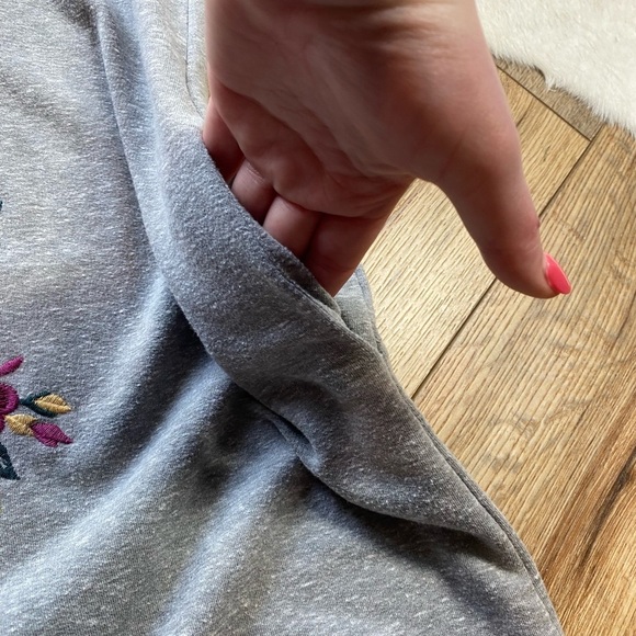 Umgee embroidered floral pocket tee dress - Picture 8 of 10